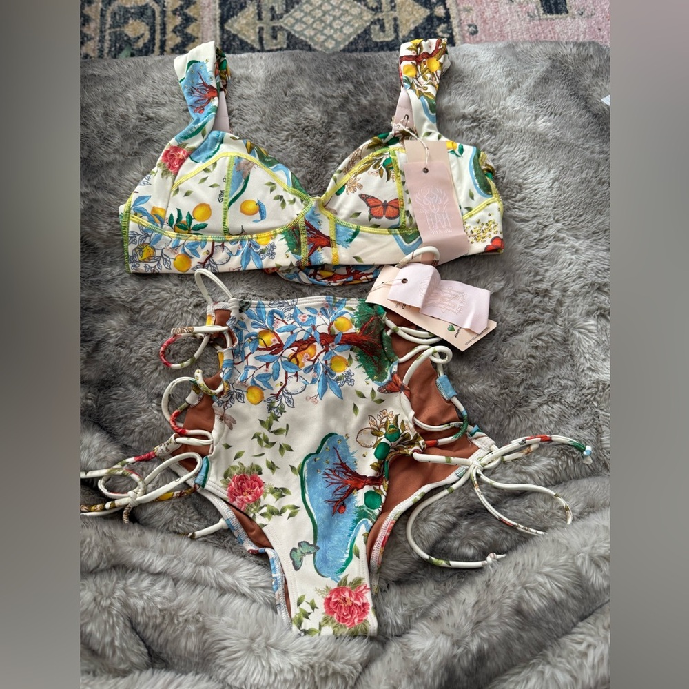 We are HAH Hi-Kini set size Small - NWT